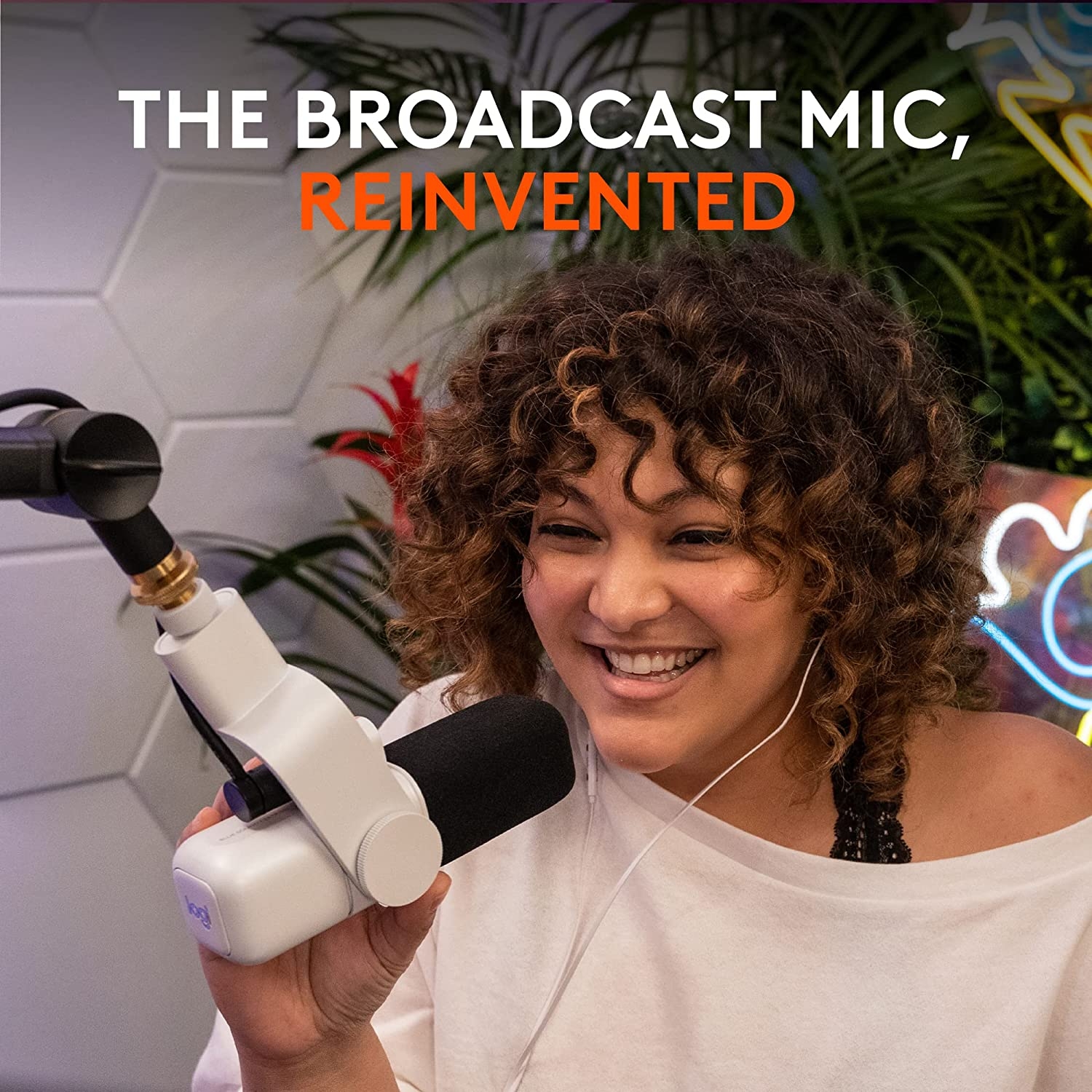 Logitech Blue Sona Active Dynamic XLR Broadcast Microphone for Streaming and Content Creation, ClearAmp Preamp, Dual-Diaphragm - Image 17