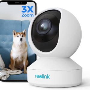 REOLINK Indoor Security Camera, 5MP Super HD Plug-in WiFi Camera with PTZ, Auto Tracking, Human/Pet AI, Ideal for Baby