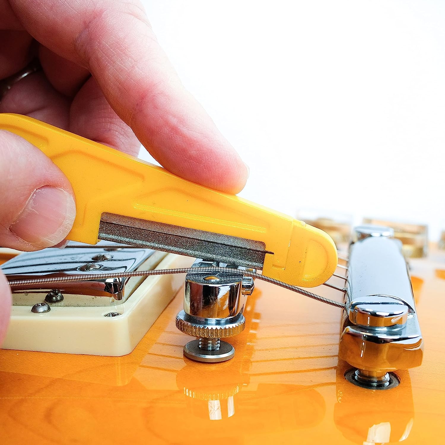MusicNomad MN676 16 pc. Diamond Coated Guitar Nut Slotting Files Complete Shop Set - Image 5