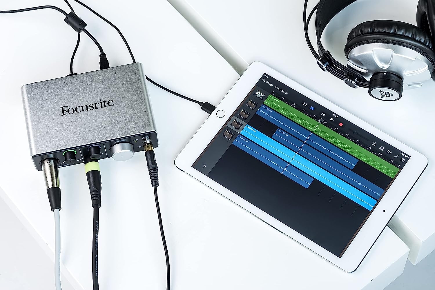 Focusrite iTrack Solo Lightning & USB Compatible Audio Interface - Image 3