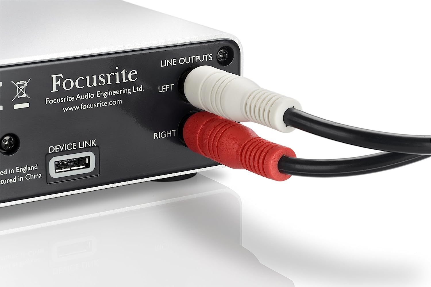 Focusrite iTrack Solo Lightning & USB Compatible Audio Interface - Image 6
