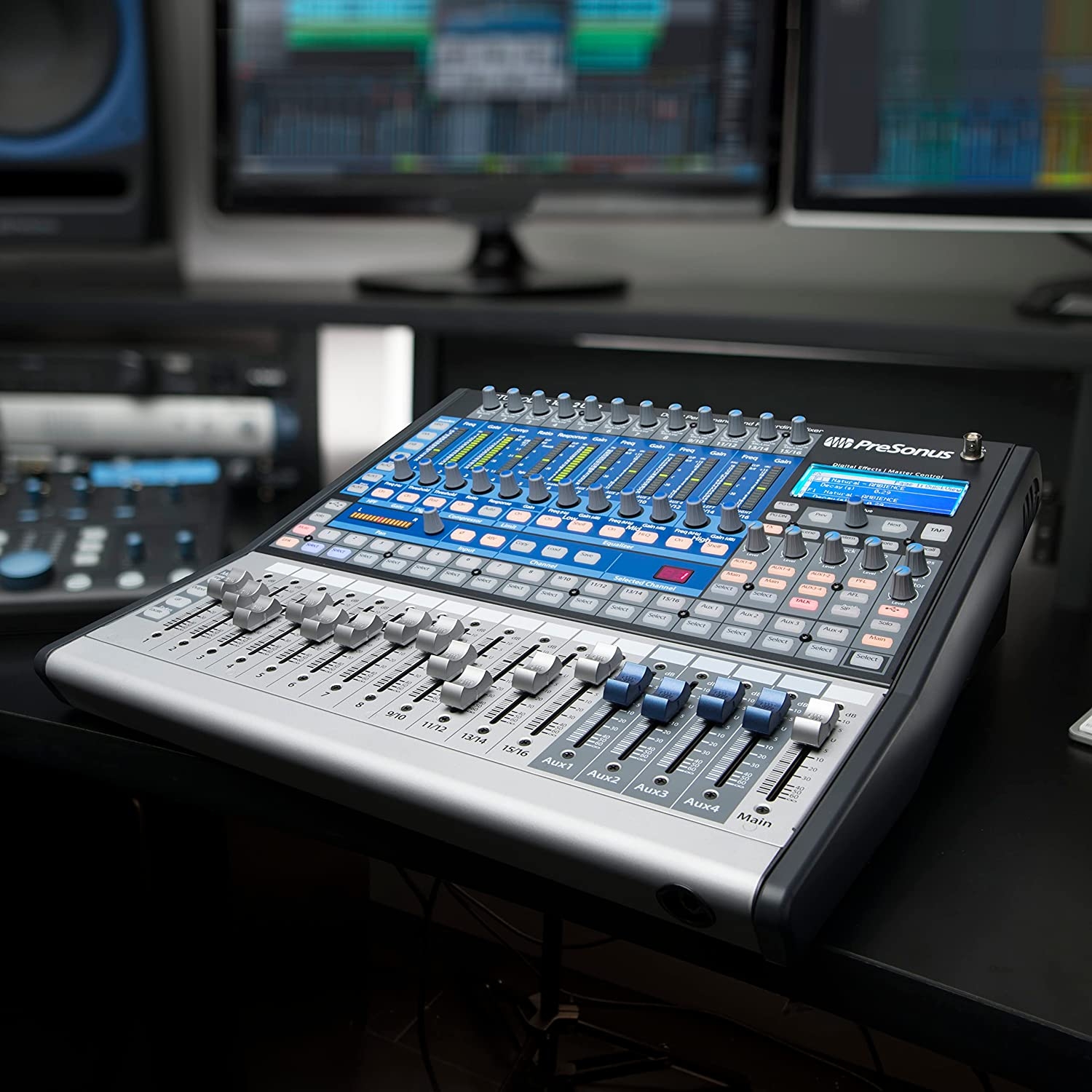 StudioLive 16.0.2 USB 16x2 Performance & Recording Digital Mixer - Image 3